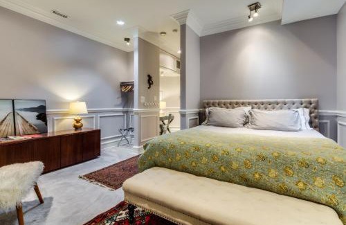 East Village Hotel | Ruby Room