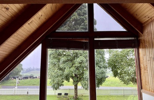 Reesville House | Ruddle's Retreat - for families, kids and pets