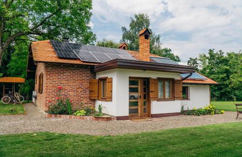 Andrijasevci House | Rudine 41 - Off-Grid Riverside Home