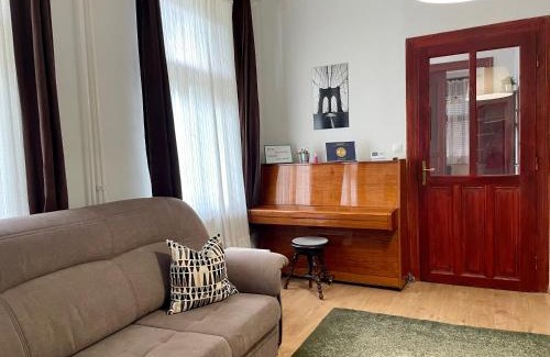 15th District Apartment | Rudolf House