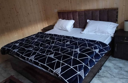 Dugalbitta Hotel | Rudraksh Valley Camp