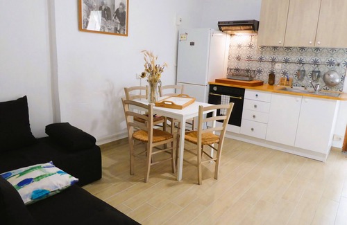 Marsanne House | Rue Paradis, Gite Champêtre in Drôme Provençale, in restored farmhouse 4pers