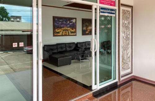 Nongbua Lamphu Hotel | Rueanchorfa