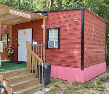 Northeast Pensacola Apartment | Rufi's Retreat