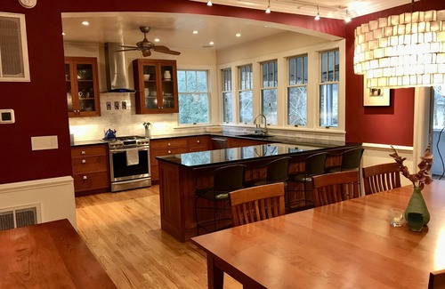 Barracks Rugby House | Rugby area home-Perfect for UVa Graduation (one mile from the Rotunda)