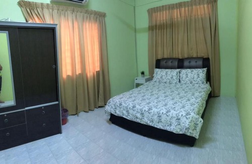 Kampung Telaga Nibong House | Ruhani Homestay 2 Kota Bharu Cheap and Comfortable