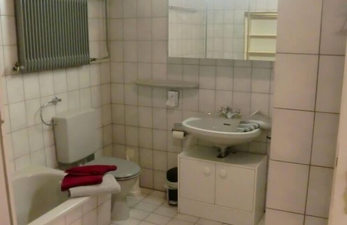 Schweinfurt Apartment | Ruhig gelegenes 2,5 Zimmer Appartement in Wald Nähe