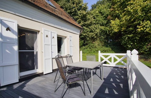 Bergen auf Ruegen Apartment | Ruhig und Idyllische Lage im Herzen der Insel Rügen - Gutshaus Silvitz Fewo 02