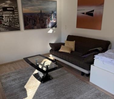 Andreasvorstadt Apartment | Ruhige Wohnung 10 min zum Domplatz