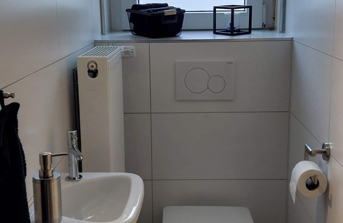 Kohlscheid Apartment | Ruhige Wohnung mit Terrasse und Garten, Direkt am Waldrand Gelegen