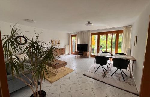 Penzberg Apartment | ruhige, zentrale Gartenwohnung mit Tiefgarage