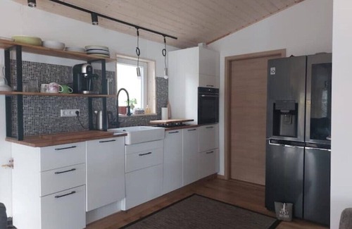 Friedland Apartment | Ruhiges Ferienappartment am See und Wirlpool