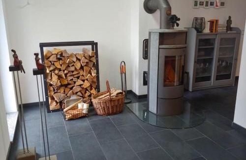 Schnett House | Ruhiges Ferienhaus mit viel Platz und Ladestation für E-Auto