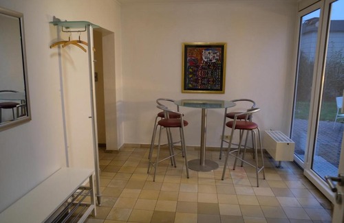 Halstenbek House | Ruhiges Haus mit privatem Garten