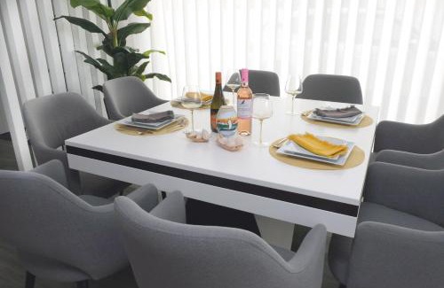 Aveiro Apartment | Ruhiges Modernes Haus Parkplatz WLAN Whirlpool