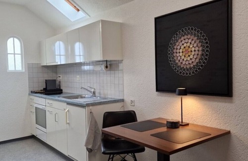 Rorschacherberg Apartment | Ruhiges Tiny House in der Nähe des Waldes