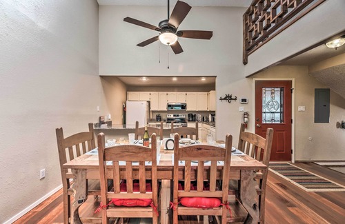 Ruidoso Condo | Ruidoso Condo w/Private Hot Tub ~ 1 Mi to Dtwn!