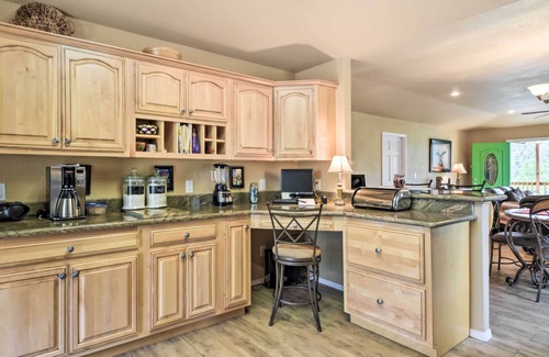Ruidoso House | Ruidoso Home w/Deck & Grill, Near Grindstone Lake