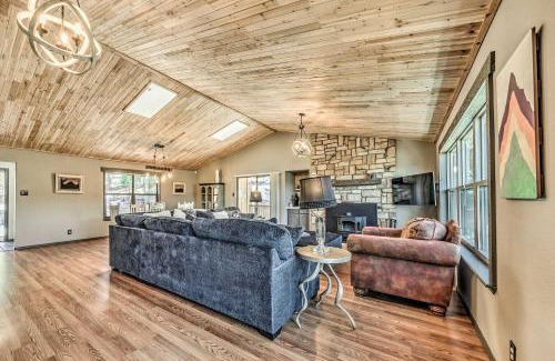 Ruidoso House | Ruidoso Memories Mountain Retreat with Hot Tub!