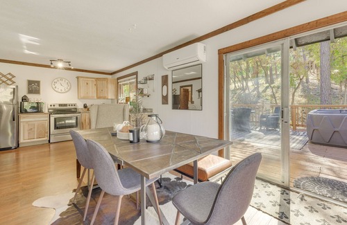 Ruidoso Cabin | Ruidoso Rental w/Private Hot Tub: Walk to Midtown