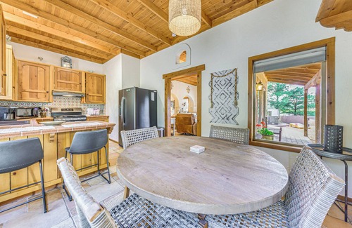 Ruidoso House | Ruidoso Retreat w/Hot Tub & Patio!