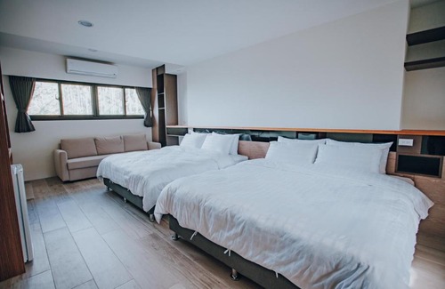 Rueili Village Bed & Breakfast | Ruili Tea Villa