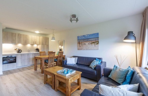 Callantsoog Apartment | Ruim Vakantieappartement Voor 4 Personen Gelegen Tegenover een Strandopgang van Callantsoog