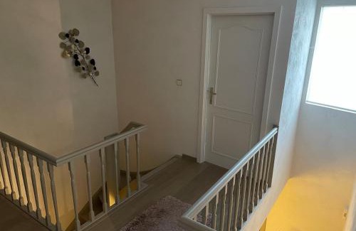 Wevelgem House | Ruime gedeelde woning met privé-kamer en modern comfort