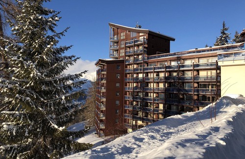 Arc-1800 Apartment | Ruitor accommodation ski holidays in the snow and summer in the mountains