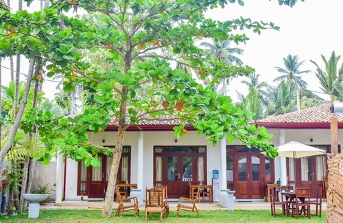 Dodanduwa Villa | Ruk Villa NO 1, Hikkaduwa, srilanka