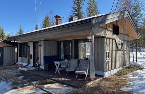 Rukatunturi Ski Chalet | Ruka Mustalampi Satakieli mökki 5