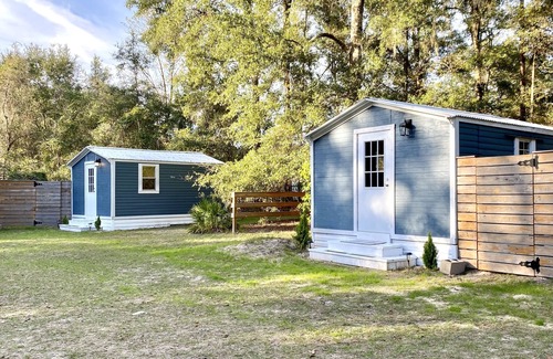 Fort White Cabin | Rum Island Oasis