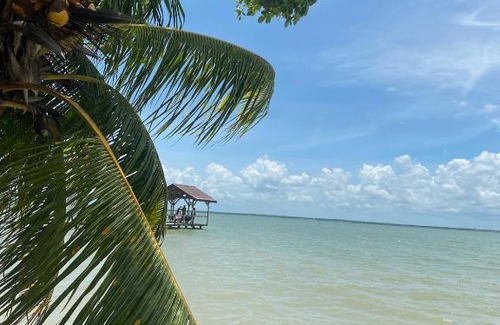 Corozal Hotel | Rum Punch Lodge