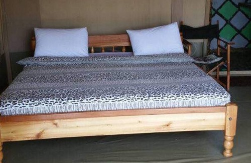 Homa Bay Cabin | Ruma River Lodge