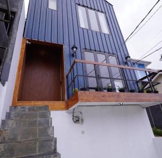 Cimahi House | RUMAH BIRU