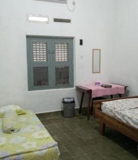Madiun House | rumah dinas bapak homestay