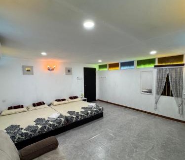 Kampung Bakar Kapor House | Rumah Inap Kampung Agong