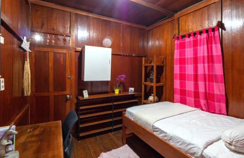 Candikuning House | rumah kayu sulawesi antique