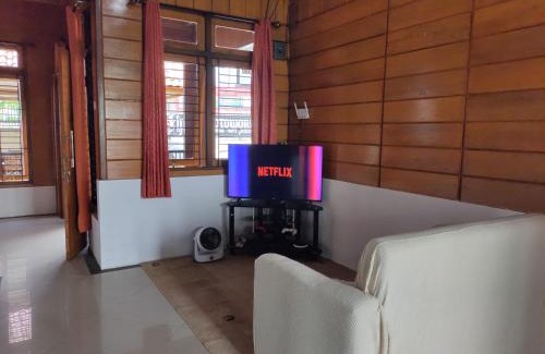 Kuningan House | Rumah Kayu Syariah