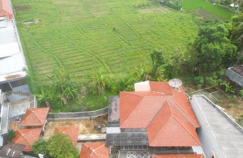 Kuningan House | Rumah Kayu Syariah