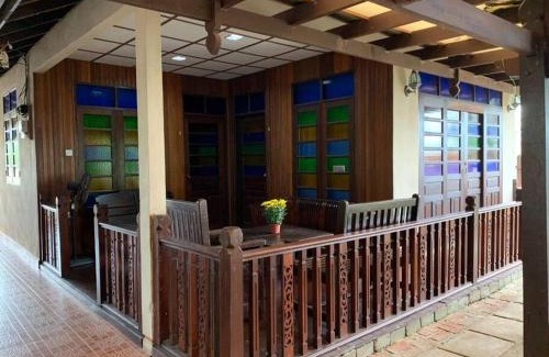 Kampung Ru Muda Ski Chalet | Rumah Melati@Zaki’s Residence, Marang, Terengganu