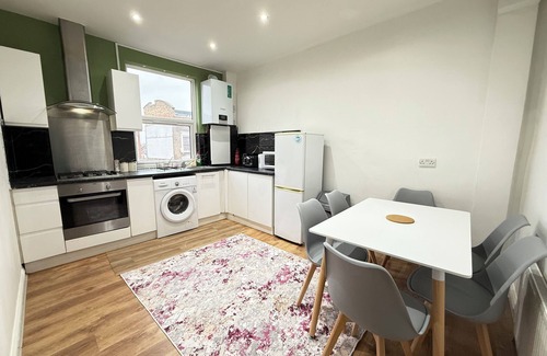 Shacklewell Apartment | Rumi's Serenity