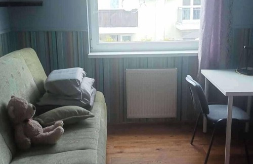 Rumia Apartment | Rumia - Apartment - Sleeps 8 - Parking - Seaside