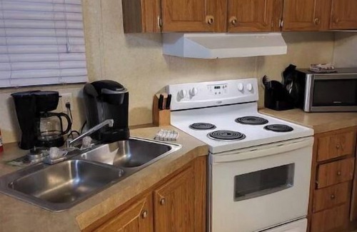 Boothville-Venice Cabin | Run Away Charters fishing lodge