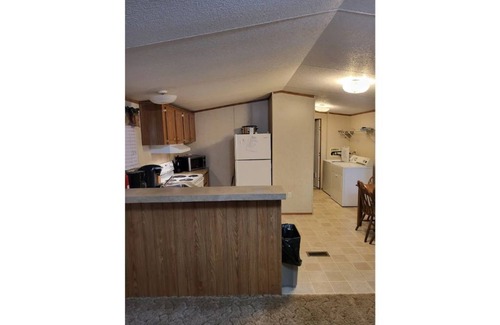 Boothville-Venice Cabin | Run Away Charters fishing lodge