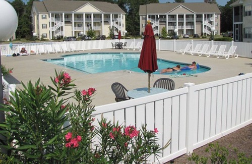 Murrells Inlet Condo | Run Away from Home - 3BR/2BA Beach & Golf Condo