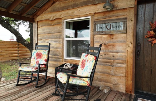 Harper Cabin | Run Away Ranch | Quiet and Peaceful Cabin