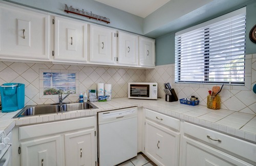 Bradenton Beach Condo | Runaway Bay 104 by SeaBreeze Vacation