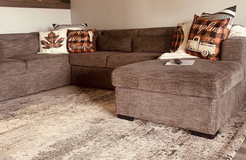 Nashua Apartment | Runaway Retreat