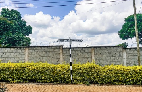 Nairobi House | Runda Spacious 7-bedroom townhome in welcoming Nairobi's best estate